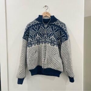 Blue and White Patterned Sweater